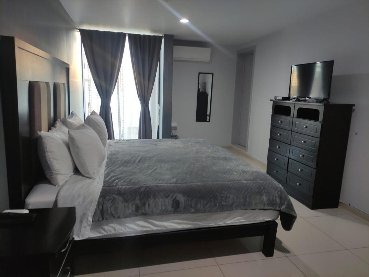 Hotel Casa Galeana Centro Con Estacionamiento Privado อากวสคาเลียนเทส ภายนอก รูปภาพ